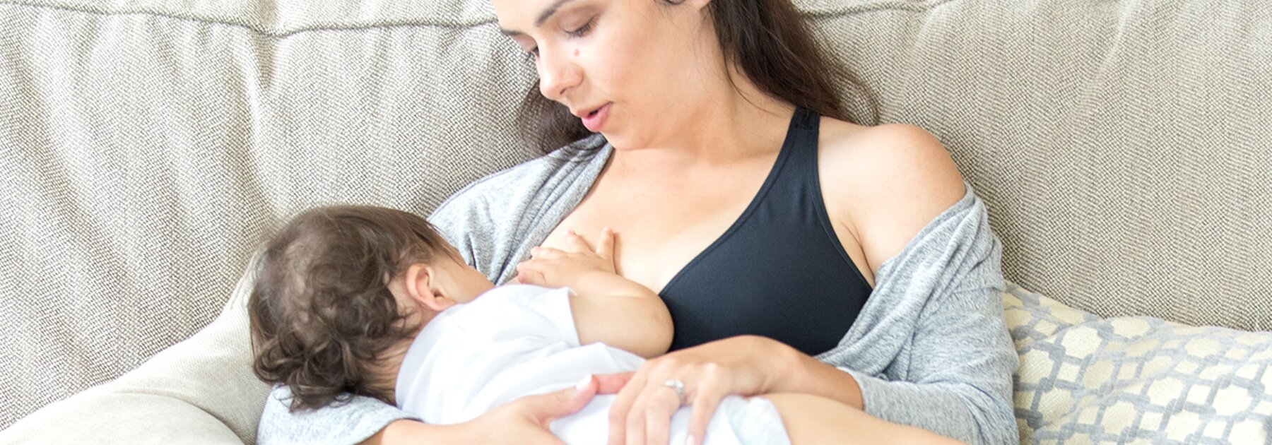Best Nursing Bras for Breastfeeding
